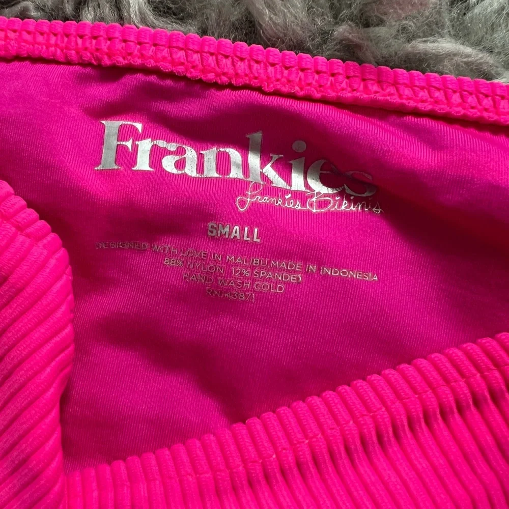 Frankie’s bikini
